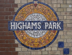 Highams Park TFL Roundel