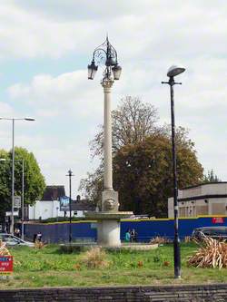 New Malden Roundabout Fountain and Lamp