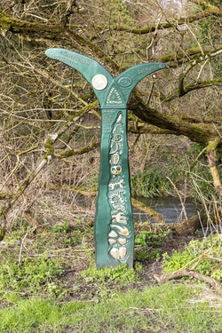 The Fossil Tree (National Cycle Route Marker)