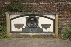 Memorial to Charles Jones (1830–1913)