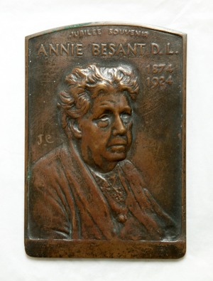 Annie Bessant (1847–1933)