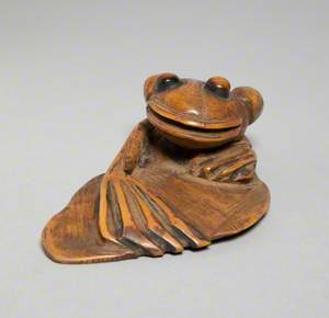 Frog Paperweight of Holly