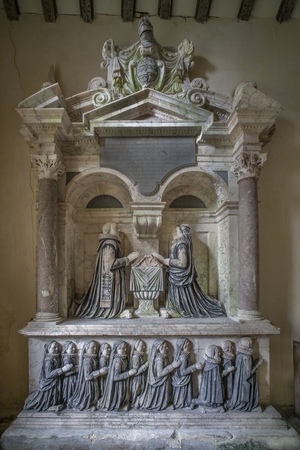 Tomb of Sir John and Lady Evelyn