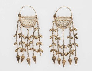 Pair of Earrings with Pendant Chains