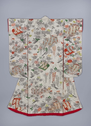 Outer Kimono for a Young Woman (Uchikake)