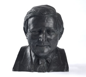 Sir Angus Grossart (b.1937), Merchant Banker