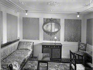 Adam-style sitting room of first class cabine de luxe