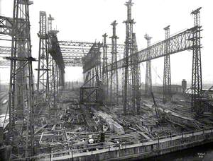 Reconstruction of North Yard slips 2 and 3 and erection of Arrol gantry for building 'Olympic' (400) and 'Titanic' (401)