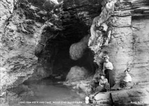 Lion's Paw Rock and Cave, West End, Bundoran