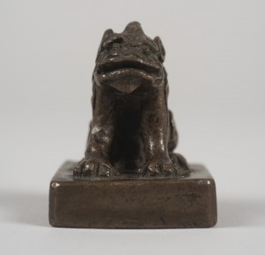 Opium Weight Depicting a Toe