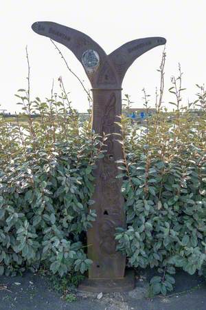 The Fossil Tree (National Cycle Route Marker)