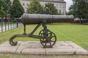 Crimean Cannon