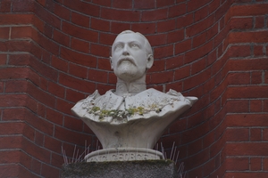 George V (1865–1936)