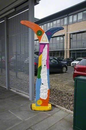 The Fossil Tree (National Cycle Network Millennium Marker)