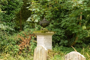 Memorial Urn for Richard Garrett (1776–1831)