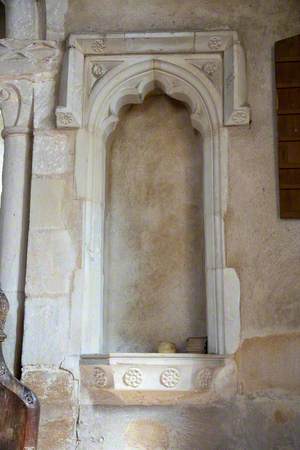 Alcove and Architectural Details