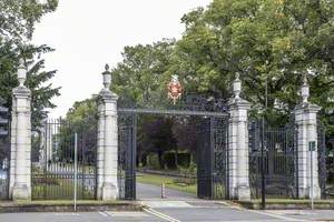 Victoria Park Gates