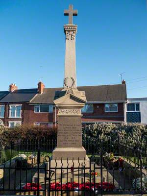Seaton Sluice and Old Hartley War Memorial