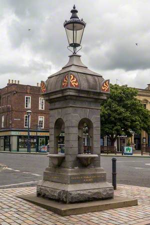 Hollon Fountain