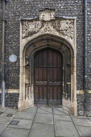 The Bassingham Gate, Guildhall