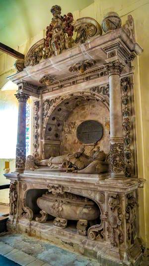 Tomb of Sir Thomas (d.1632) and Lady Elizabeth Russell (d.1618)
