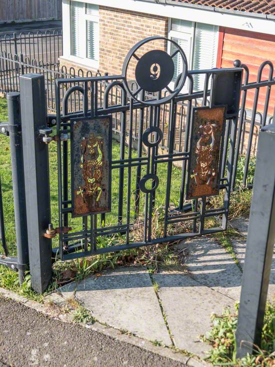 Wiston Way Personalised Gates