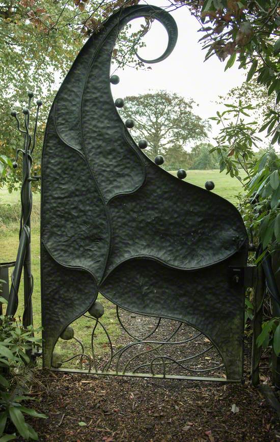 Ornamental Leaf Gate