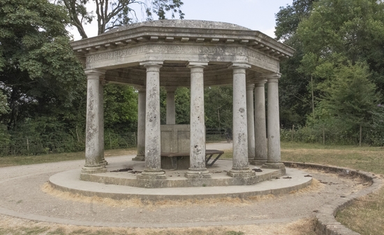 Inglis Monument