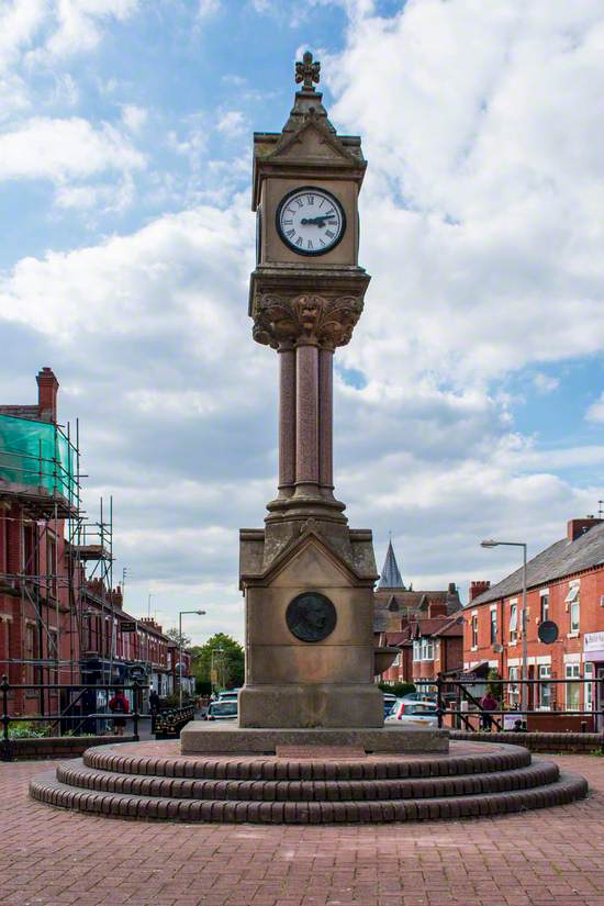 Houldsworth Clock and Fountain