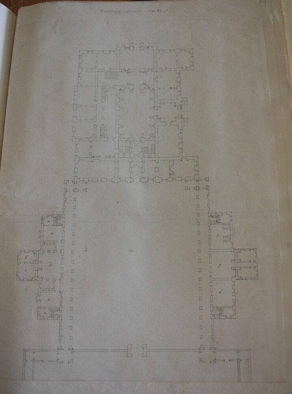 Drawing of the plan of an enormous country house