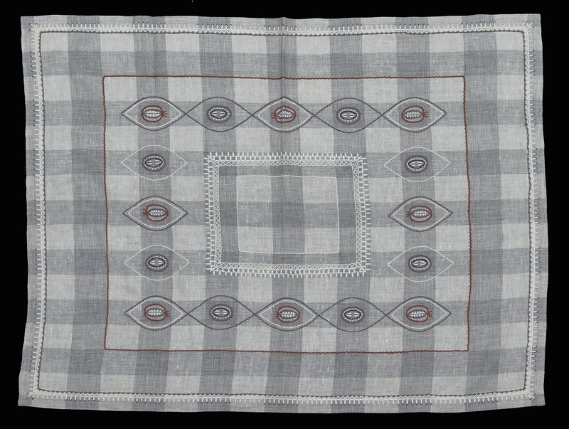 Cloth (Tablecloth)