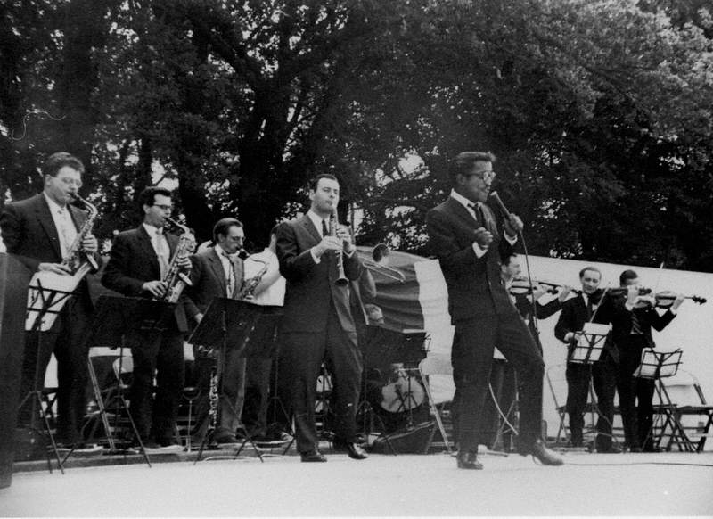 Sammy Davis Jr (1925–1990), USAF Base Lakenheath, Suffolk, 1960