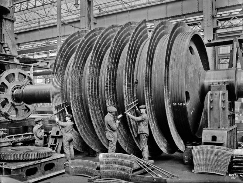 Turbine rotor being bladed