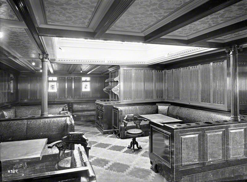 First class smoke room
