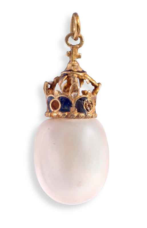 Charles I's Gold Mounted Pearl Earring