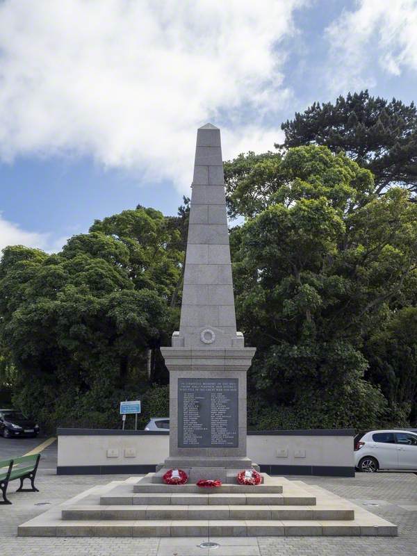 Ballynahinch War Memorial