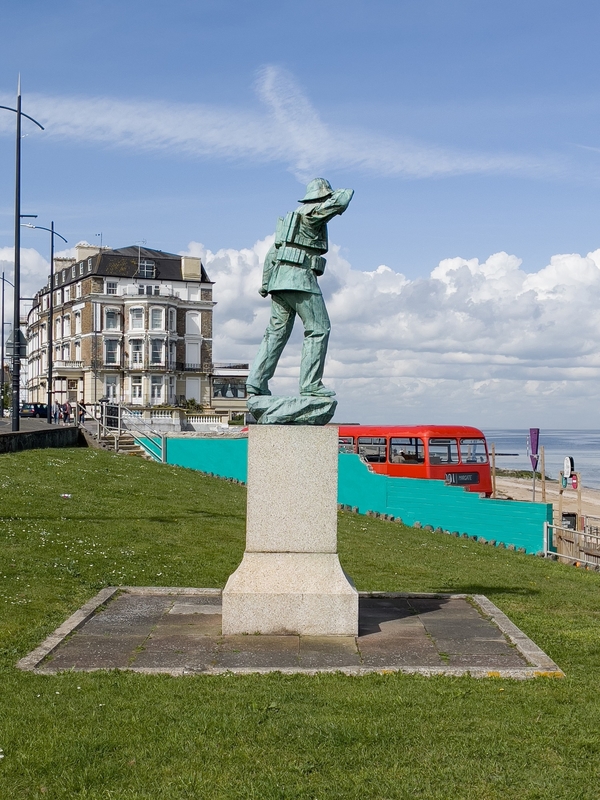 Friend of all Nations Memorial (The Margate Memorial/The Lifeboat Memorial)