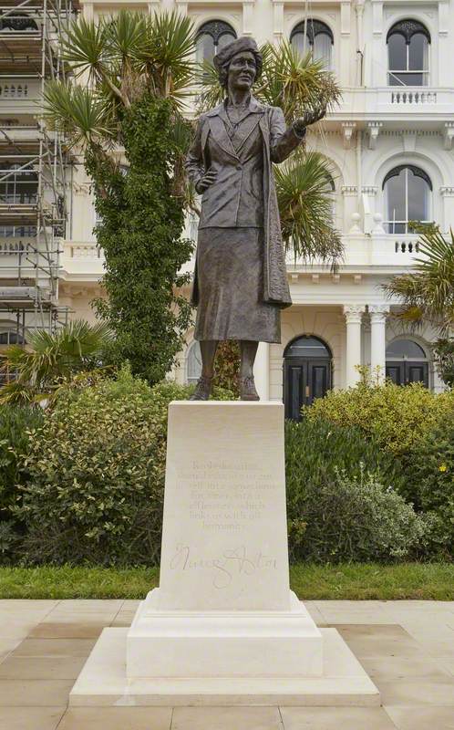 Nancy Astor (1879–1964)