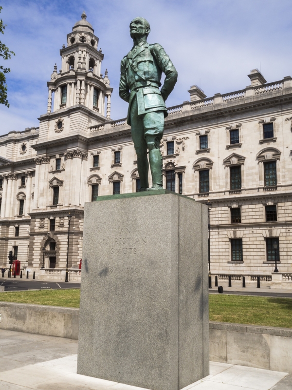 Memorial to Field Marshal Jan Smuts (1870–1950)