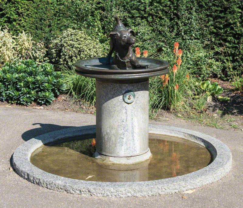 Esmé Percy Memorial Drinking Fountain for Dogs