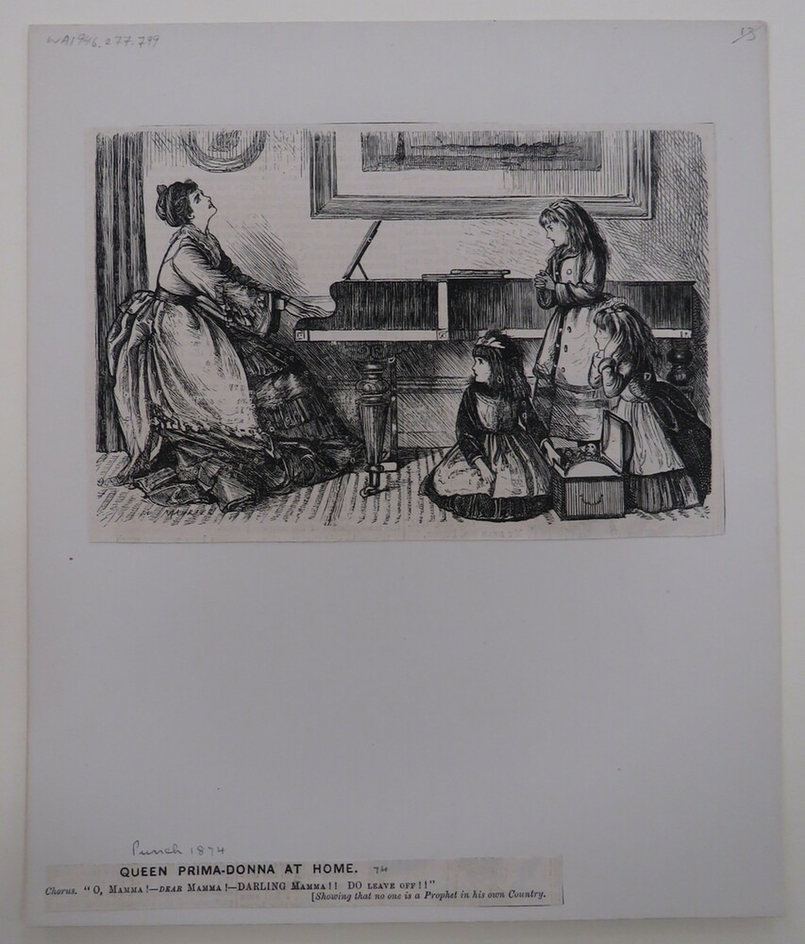 Queen Prima-Donna at Home