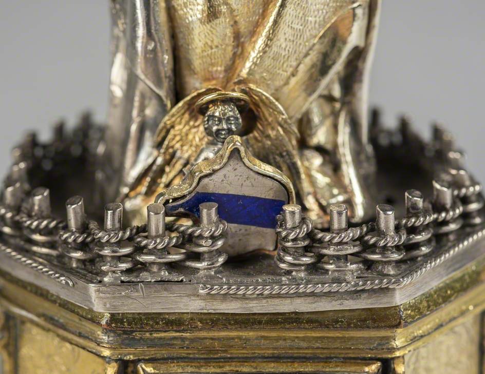 Figures of the Virgin and Child Reliquary