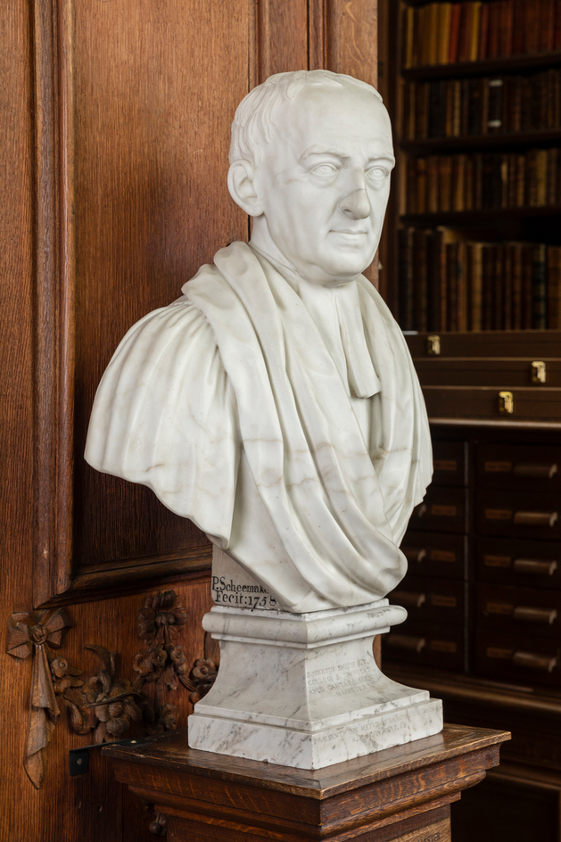 Robert Smith (1689–1768), FRS, Master of Trinity (1742–1728), Plumian Professor of Astronomy