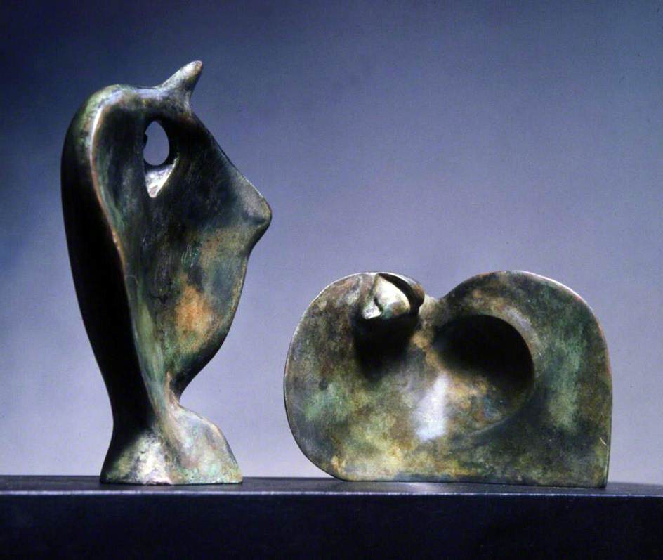 Two-Piece Reclining Figure: Double Circle