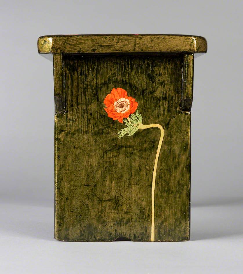 Poppy Stool