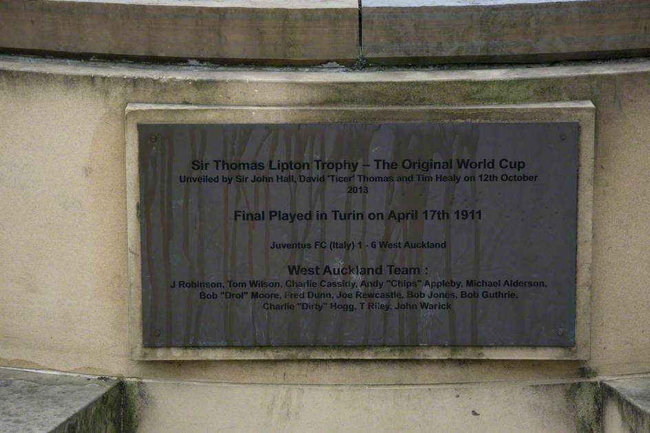 The Sir Thomas Lipton Trophy