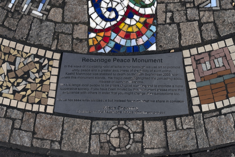 Redbridge Peace Monument